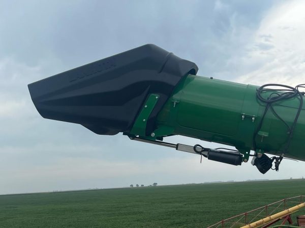 Unloading auger tippy spout for John Deere® combin - Image 3