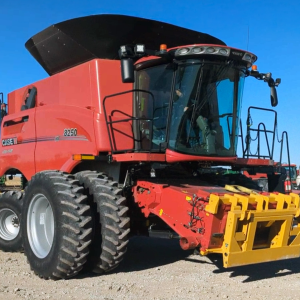 Combine Feederhouse Attachment