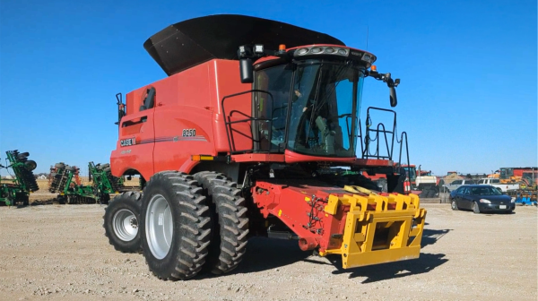 Custom Mount Assembly for Case IH 821F—built for heavy-duty reliability, secure attachment, and seamless integration with Bish Implement Mover systems.