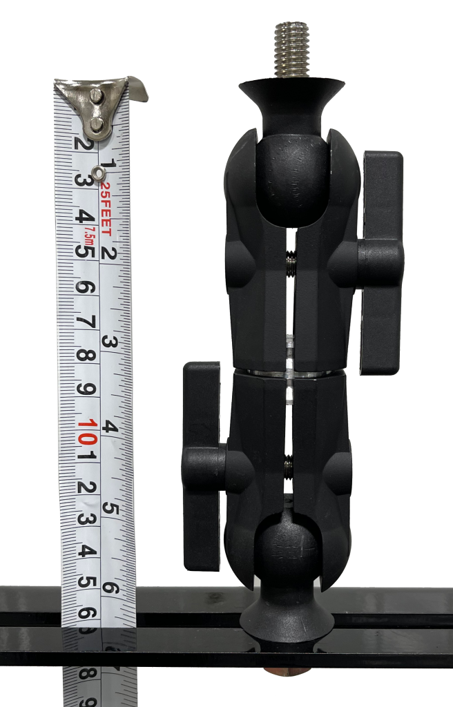 Detail of HDX 17mm dovetail hardware