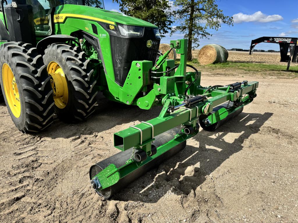 Front three point stalk roller system (74"" green) - Image 6