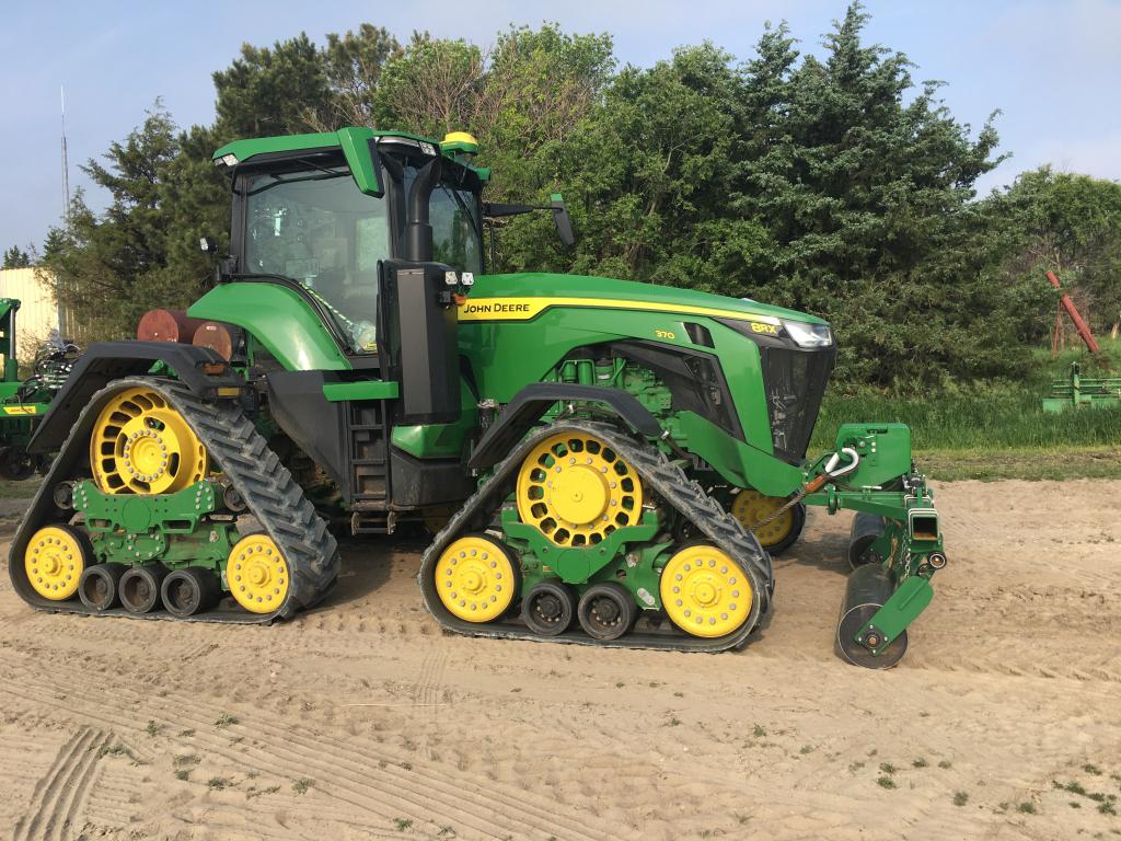 Stalk roller system for John Deere® 8RX Series tractors (52") - Image 3