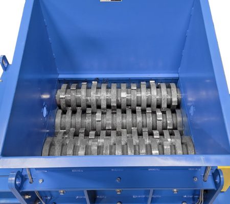 Quad-Shaft-Shredder-Chamber-View (1)